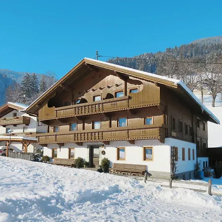 Bauernhaus Schusterhausl 773w Сasa de vacaciones Schwendau